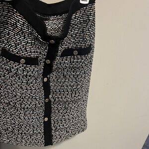 White House Black Market Black and White Pencil Skirt